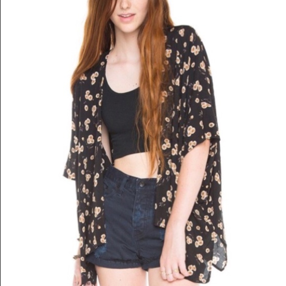 Brandy Melville Floral Kimono